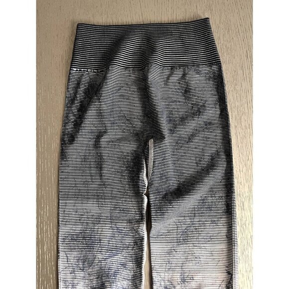 Lululemon Ebb to Train Tight Leggings Size 2 Women's Everyday Wash New - Picture 2 of 6
